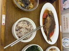 -雪梅月子中心(华侨城店)