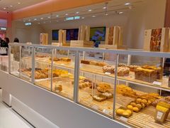 -好利来(上海长宁龙之梦店)