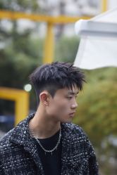 点击看大图 -尼特斯男士发型馆