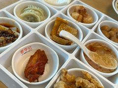 -蓉李记成都名小吃(武汉经开万达店)