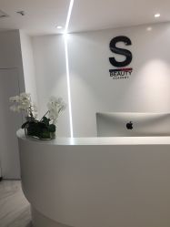 -AiCure 埃可儿·韩国医学皮肤管理