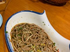 -有红鸡毛店·川菜(建设路店)