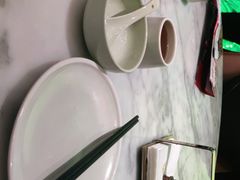 -蝴蝶里·粤菜·点心(龙湖天街&滨江店)