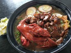 -花溪巷牛肉粉(泉城路店)