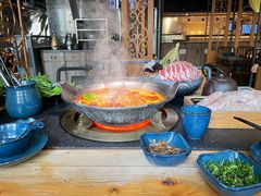 -湊湊火锅·茶憩(南京东路悦荟店)