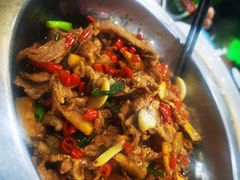 干锅山猪肉-湖南人家湘菜馆(镇江路店)