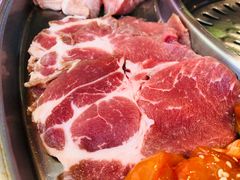 梅花肉-哈哈碳都·牛肋条无限自助烤肉(台江万达店)