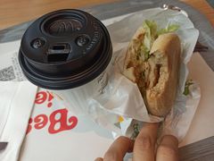 -麦当劳(浦江镇绿地乐和城店)