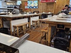 -老东镇啤酒屋海鲜加工·蒸汽海鲜·海鲜烧烤(台东店)