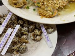 -岛中岛·海鲜大排档·万宁老字号(东澳店)