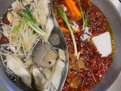 -沸炉重庆老火锅(军事博物馆店)