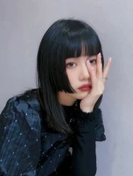 -妃格美发沙龙·烫发·染发
