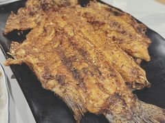果木炭烤虹鳟鱼-钰田大院·怀柔地道农家菜·烤虹鳟鱼(雁栖湖店)