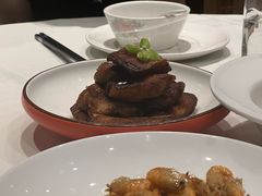 上海熏鱼-老正兴菜馆(福州路店)