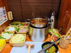 极品纯虾滑-独食火锅·半米屋台(直营总店)