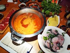 -野山舂·贵州现舂酸汤牛肉(鸿通城店)