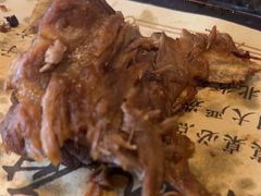 -东口码头·烧鸽子·鱼头泡饼·地方菜(金鹰悦城店)