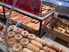 -巴黎贝甜(大宁国际商业广场店)