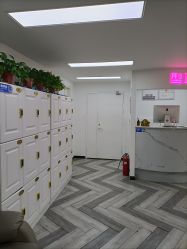 -米娜护肤造型