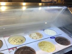 -亚马逊环球美食百汇(新城吾悦广场店)