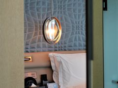 -深圳国际会展中心希尔顿酒店(前海华发冰雪世界店)