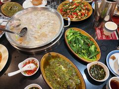 -老来福·非遗酸汤兔(凯旋路店)