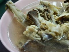 鸡汤-红大哥水门鸡饭(總店)
