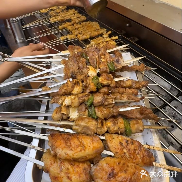 今天家里烧烤趴定了