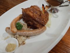 -1886德国汽车餐厅(外滩十六铺码头店)