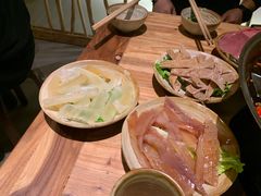 -白乐天毛肚火锅馆(解放碑店)