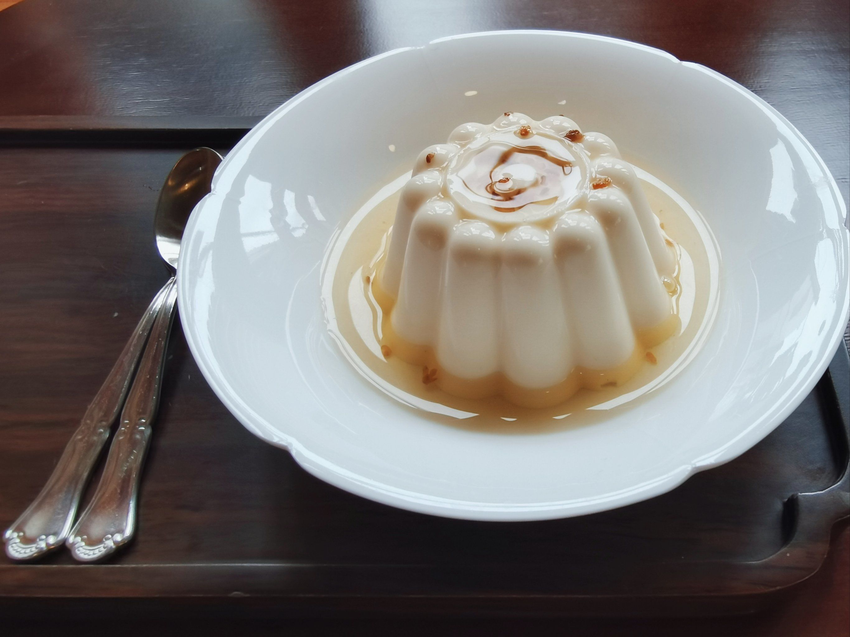 金泽古镇的豆腐甜品专卖店