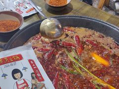 -黄潇洒老火锅(九眼桥宏济巷店)