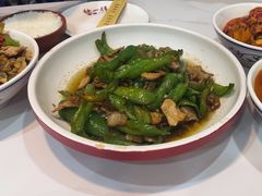 -独一佳老胡湘菜馆(矿山路店)