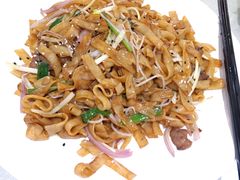 干炒牛河-国信海鲜酒楼