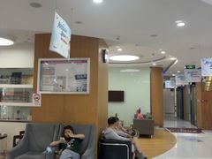 -雅悦齿科(顾村公园店)
