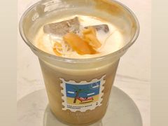 海风椰子冰咖啡-代数学家algebraist(诚品店)