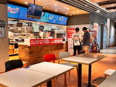 -肯德基(大港大润发店)