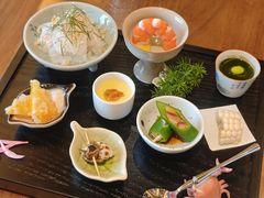 -龙悦湾酒家·八阵鱼生·渔人码头店