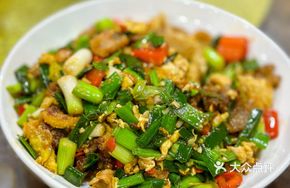 Fried Egg Stir-fried Pork Belly