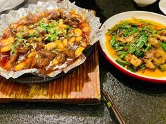 -万重锦·人文川菜馆(骡马市店)