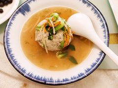 满汉狮子头-紫丁香饭店-中餐厅