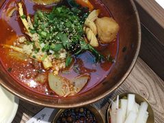 -成都你六姐·牛肉冒菜(上海环宇荟店)