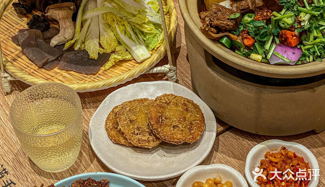 魔都坠好吃的牛腩煲居然隐藏在这里