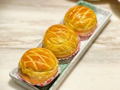 酥皮水牛奶菠萝包-陶陶居酒家(海岸城店)