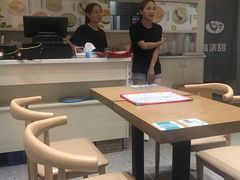 大堂-遇见甜品站(魁奇店)