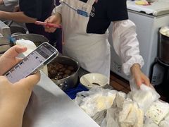 -芳婆糕团店(王府大街店)