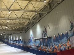 -乔波室内滑雪场