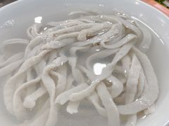 鱼丝面-章记正宗南岗鱼蛋火锅