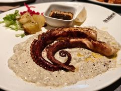 -Efes Turkish & Mediterranean Cuisine 艾菲斯餐厅(陆家嘴店)