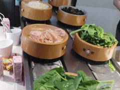 -龍歌自助小火锅(市南金茂湾店)
